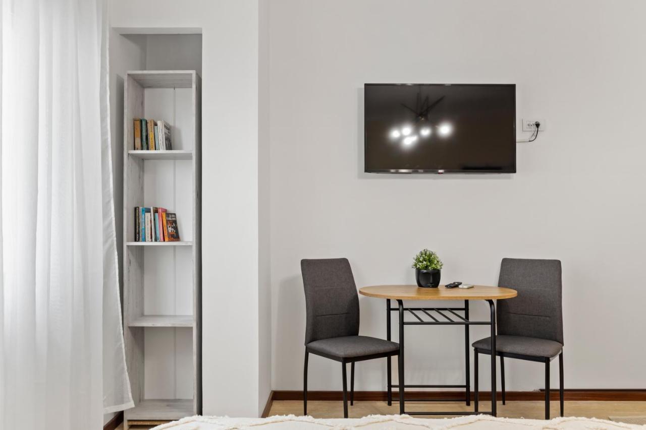 Upscale Studio, Walking Distance From The Old Town ブカレスト エクステリア 写真